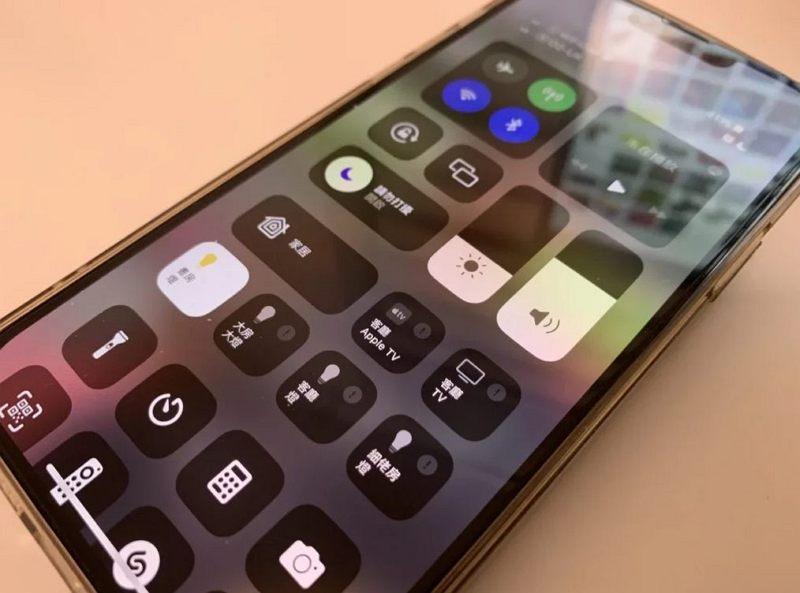 蘋果 iOS 17 或?qū)⒅匦略O(shè)計(jì)控制中心