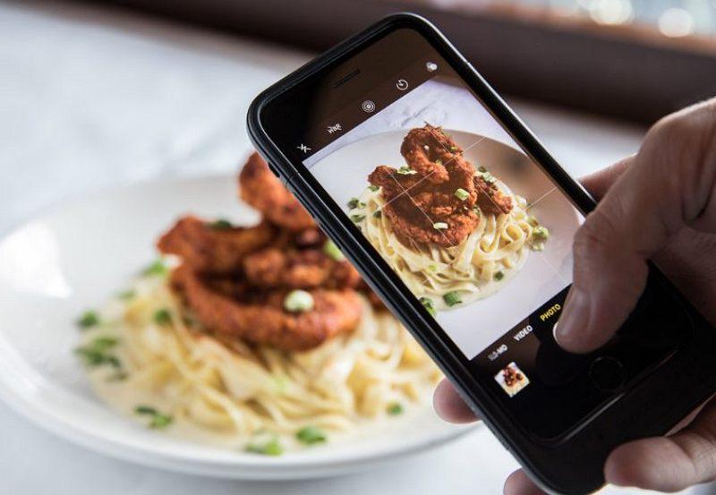 未來 iPhone 可通過咀嚼聲和拍攝食物分析卡路里