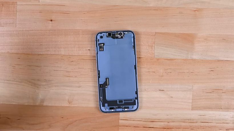 iFixit 拆解 iPhone 14 發(fā)現(xiàn)內(nèi)部重新設(shè)計(jì) 維修難度大降