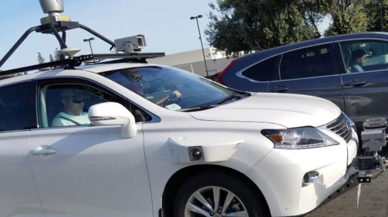 Apple Car自動駕駛不稀奇：連停車位都幫你找好