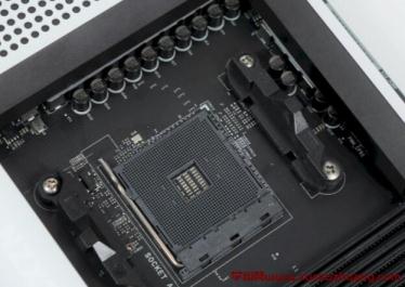 NZXT N7 B550 AMD主板開箱評測
