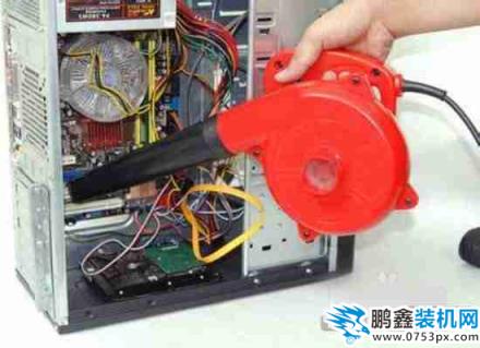 如何清理電腦灰塵