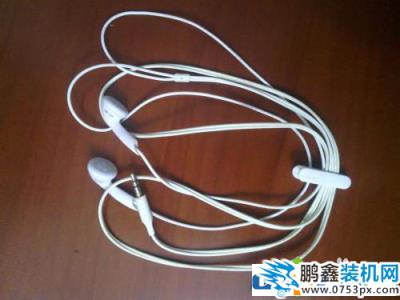 耳機的兩邊聲音大小不一樣怎么回事？