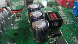 液態(tài)電容