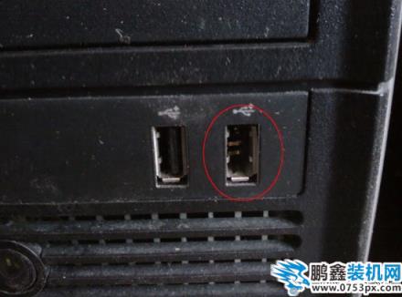 dell 330開機指示燈不停的閃爍