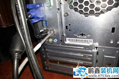 網絡適配器顯示感嘆號不能上網是怎么回事？