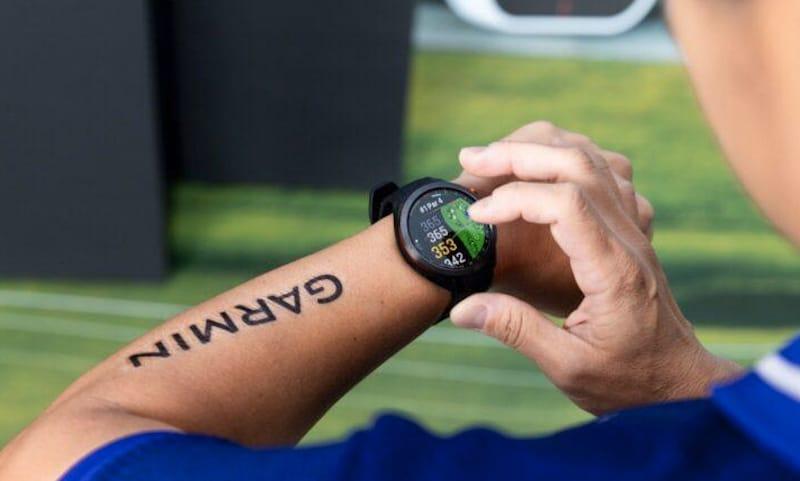 Garmin佳明推出 Approach S70 腕表，內(nèi)置逾4萬幅全彩球道地圖