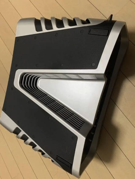 索尼PS5原型機(jī)現(xiàn)身日本Yahoo拍賣網(wǎng)站 ，以70.2萬(wàn)日元價(jià)格售出